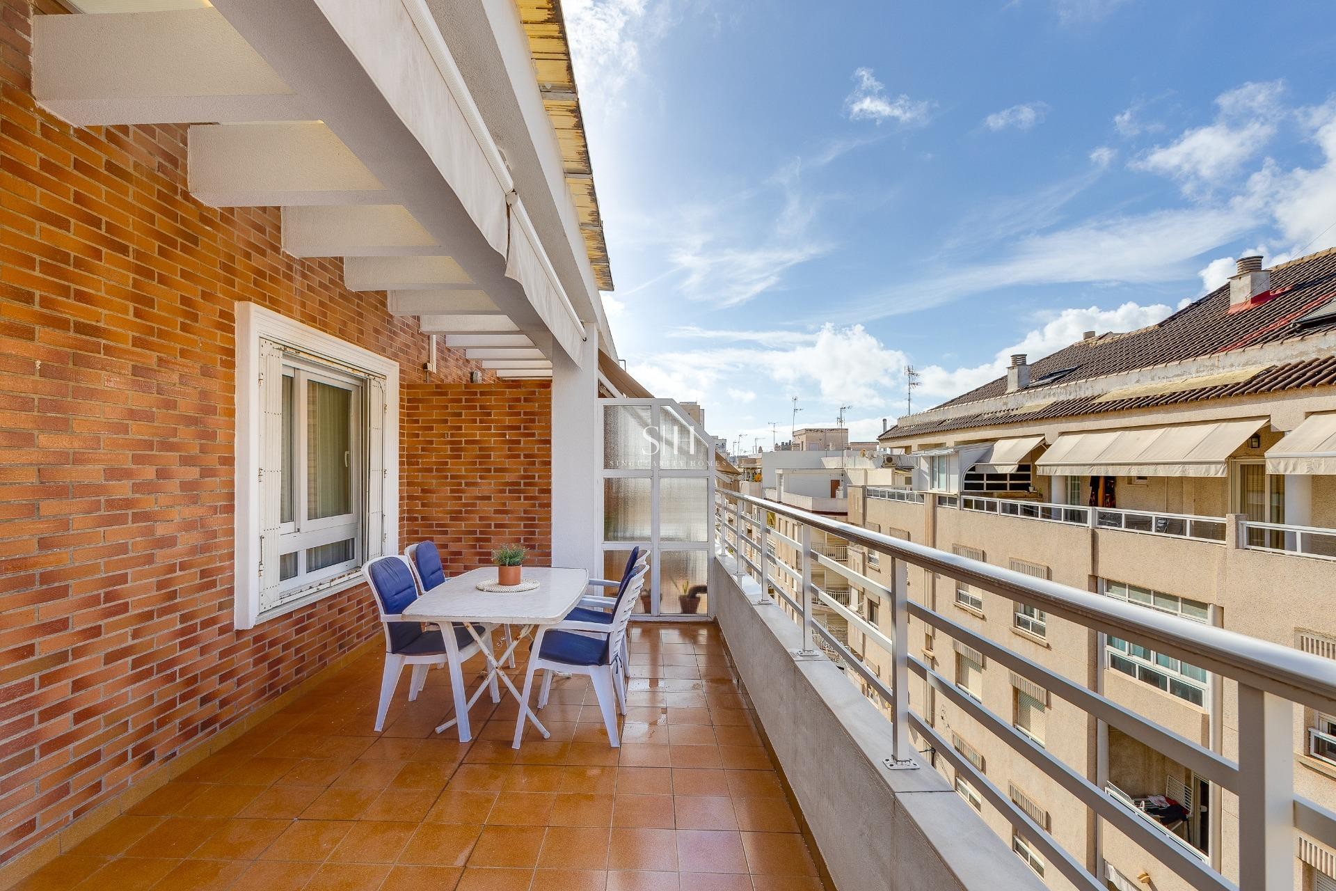 Herverkoop - Appartement / flat - Torrevieja - Paseo Maritimo