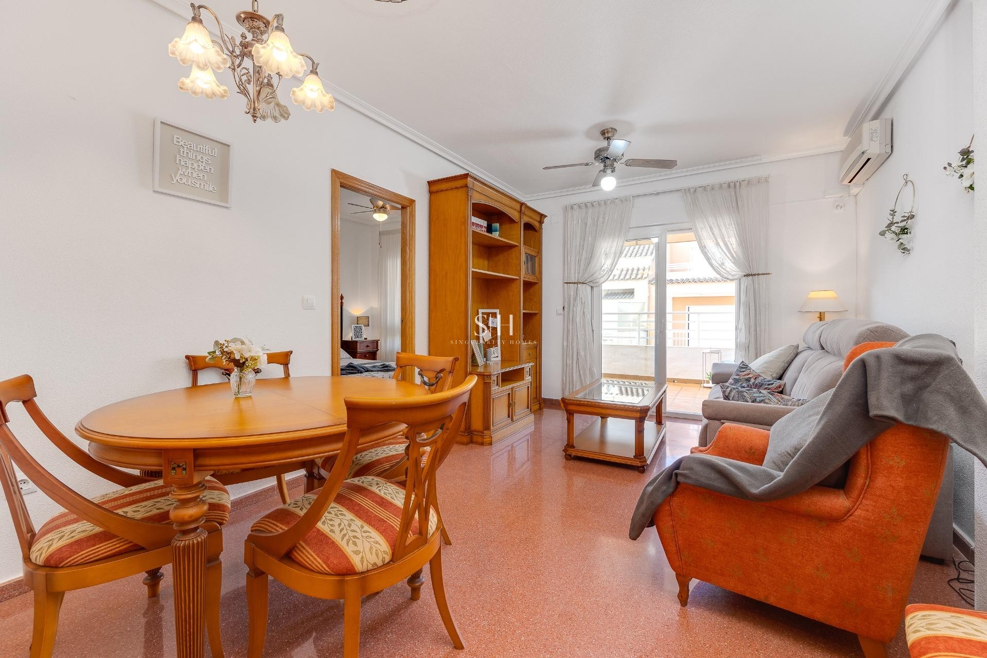 Herverkoop - Appartement / flat - Torrevieja - Paseo Maritimo