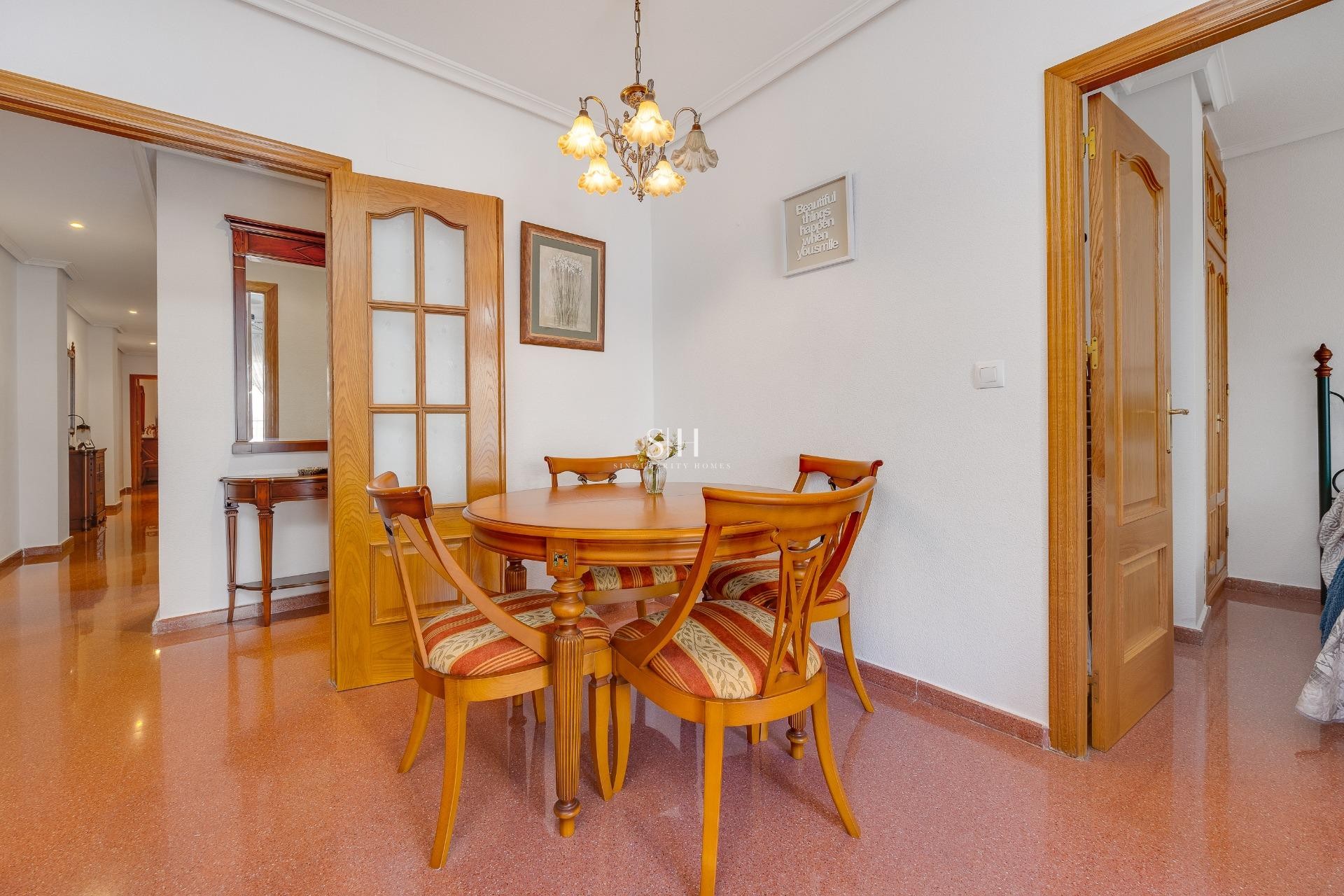 Herverkoop - Appartement / flat - Torrevieja - Paseo Maritimo
