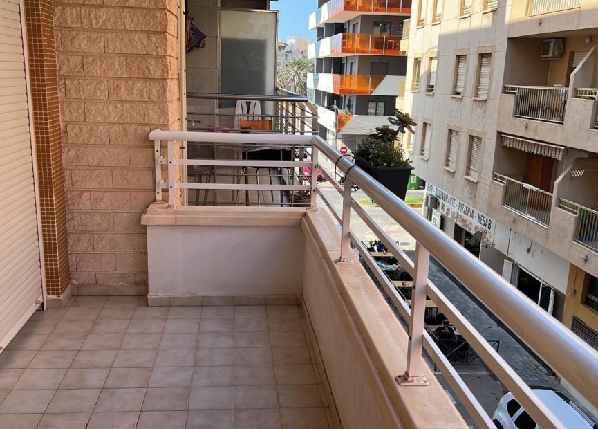 Herverkoop - Appartement / flat - Torrevieja - Playa de los Locos