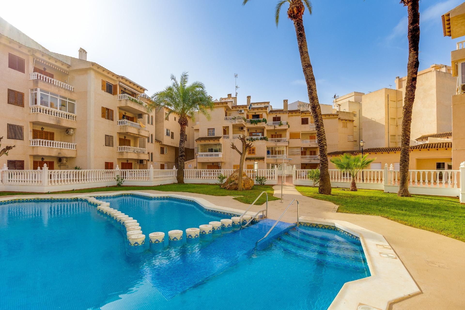 Herverkoop - Appartement / flat - Torrevieja - Playa de los Locos