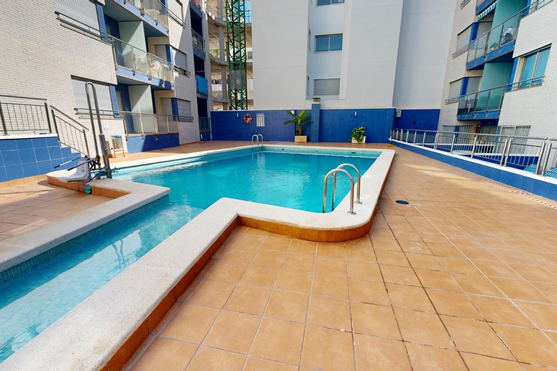 Herverkoop - Appartement / flat - Torrevieja - Playa de los Locos