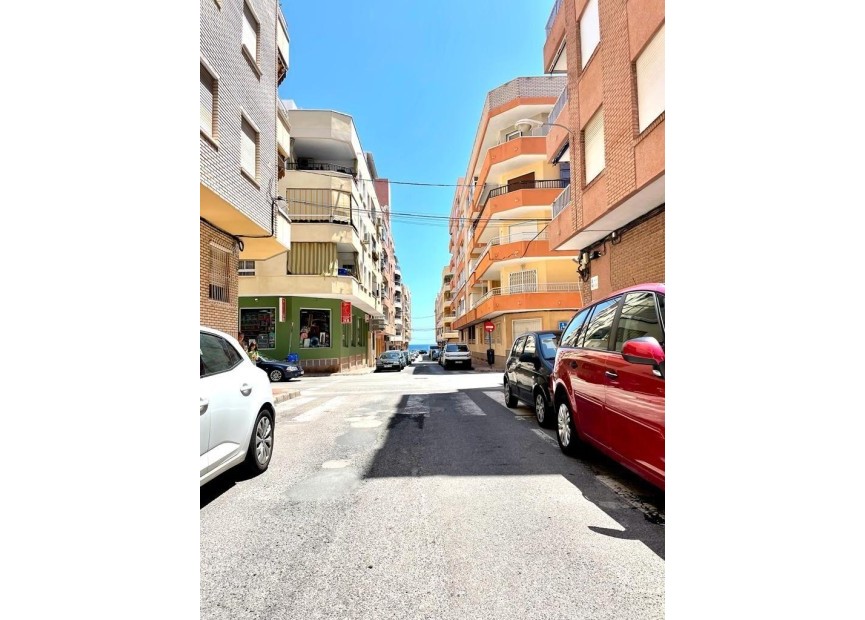 Herverkoop - Appartement / flat - Torrevieja - Playa de los Locos