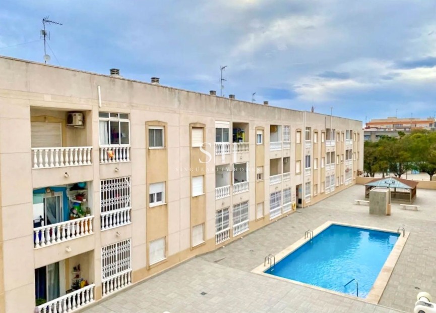 Herverkoop - Appartement / flat - Torrevieja - Playa de los locos
