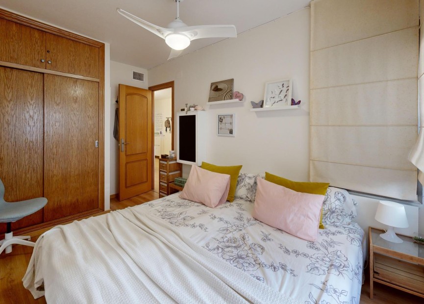 Herverkoop - Appartement / flat - Torrevieja - Playa de los Locos