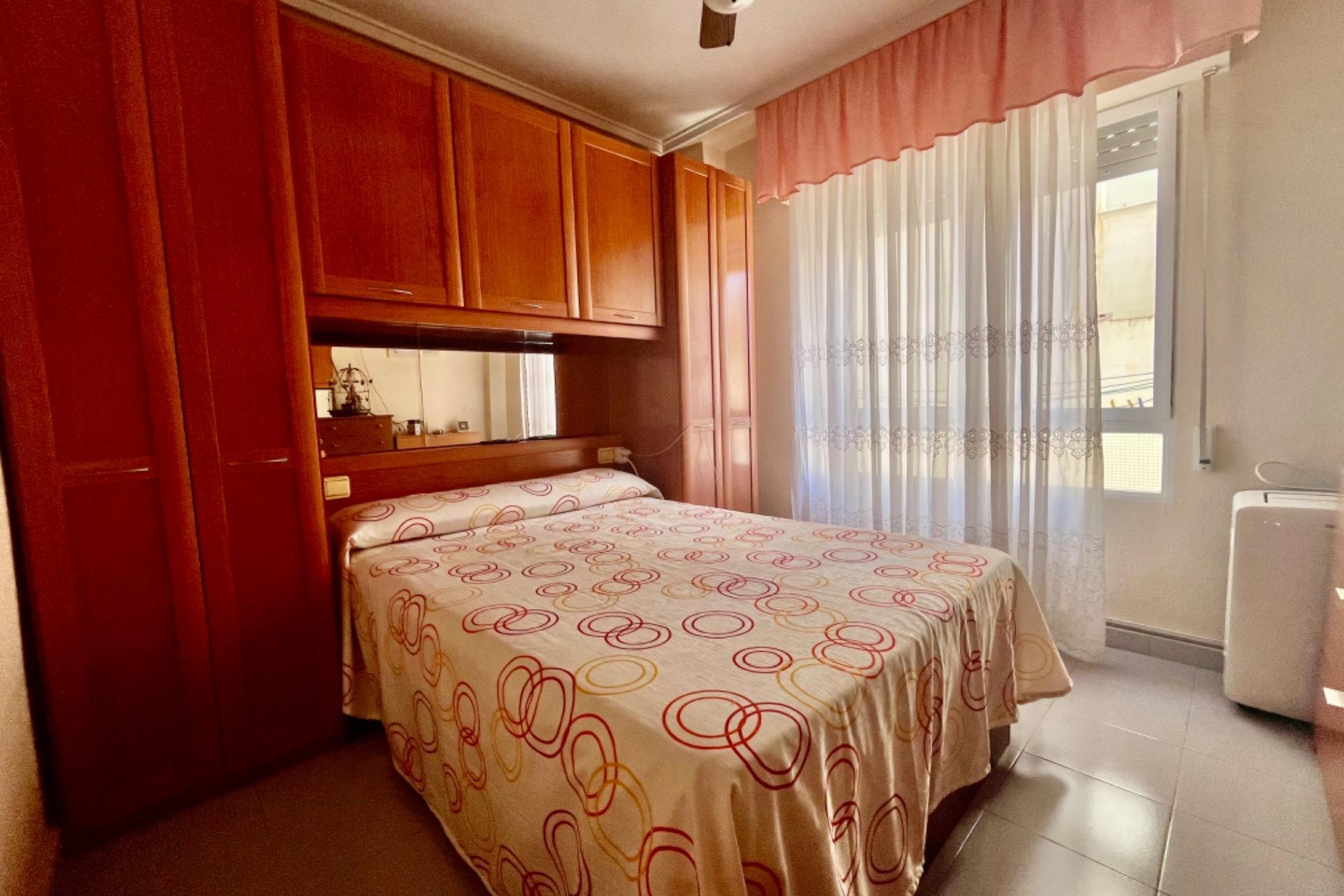 Herverkoop - Appartement / flat - Torrevieja - Playa de los Locos