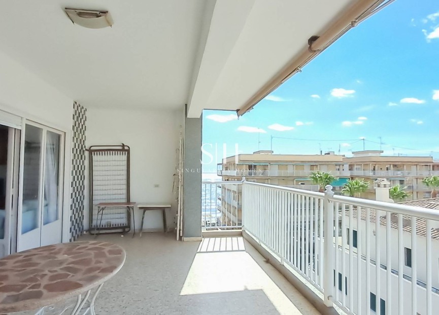 Herverkoop - Appartement / flat - Torrevieja - Playa De Los Naufragos