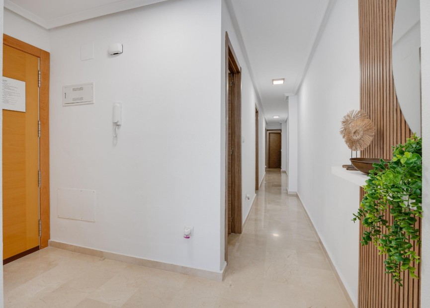 Herverkoop - Appartement / flat - Torrevieja - Playa del Cura