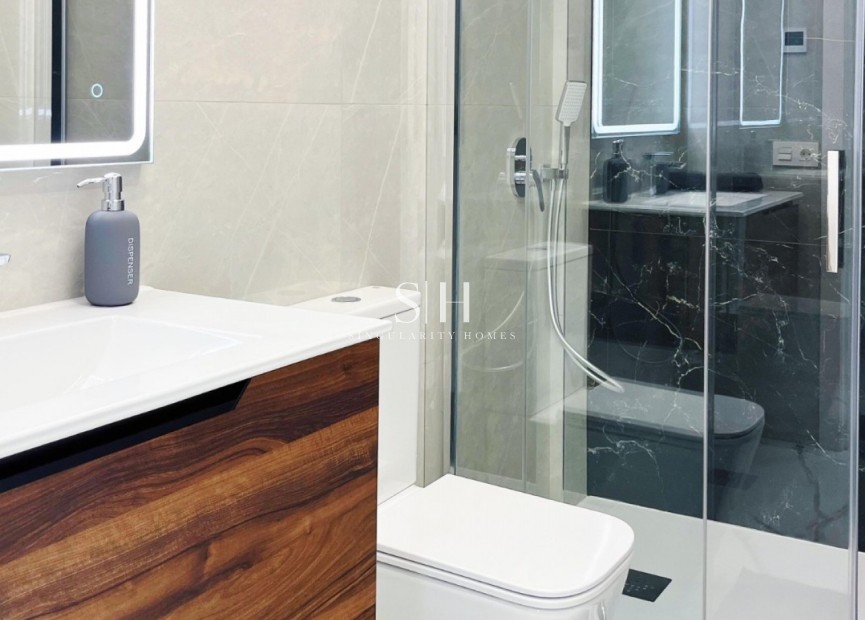 Herverkoop - Appartement / flat - Torrevieja - Playa del Cura