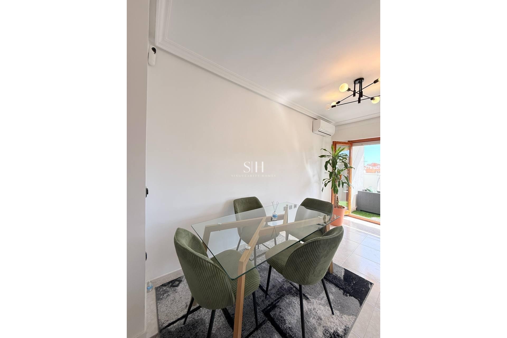 Herverkoop - Appartement / flat - Torrevieja - Playa del Cura