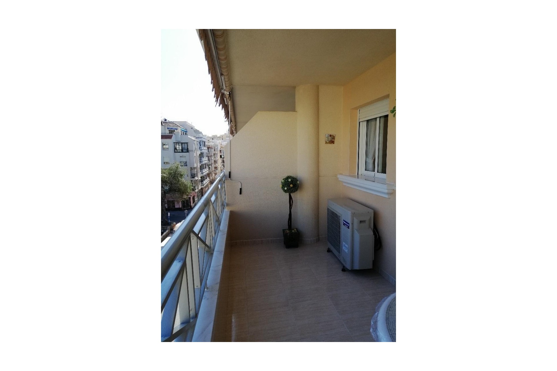 Herverkoop - Appartement / flat - Torrevieja - Playa del Cura