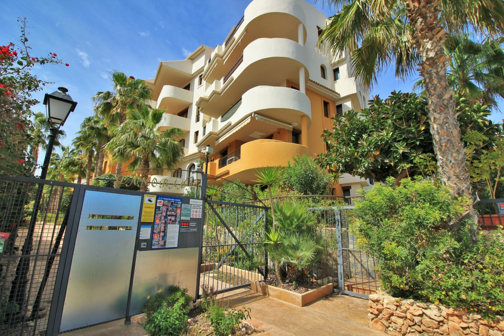 Herverkoop - Appartement / flat - Torrevieja - Punta prima