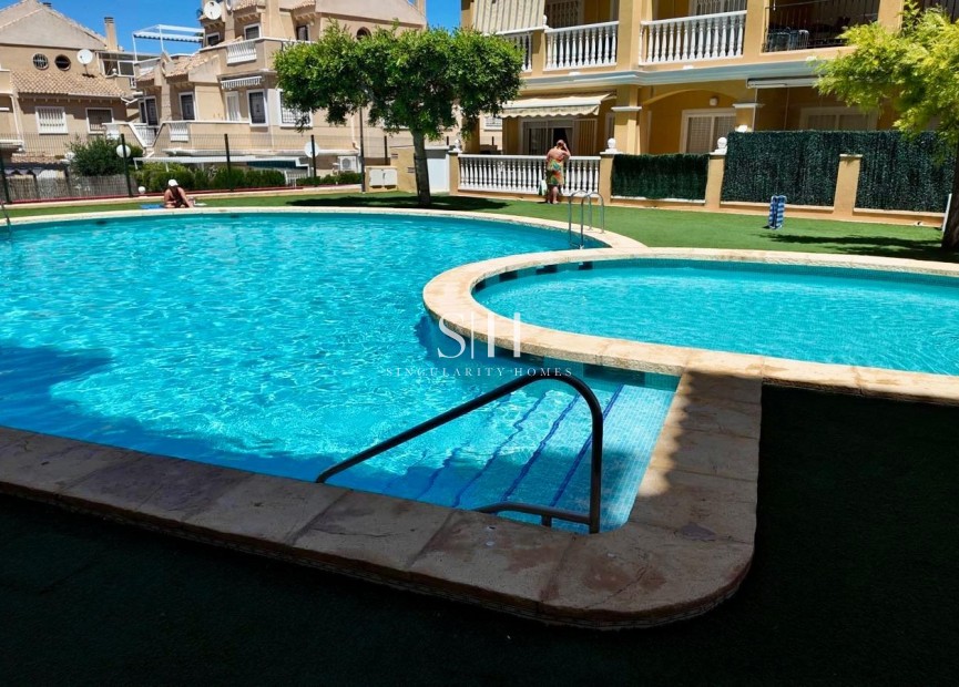 Herverkoop - Appartement / flat - Torrevieja - Torreblanca