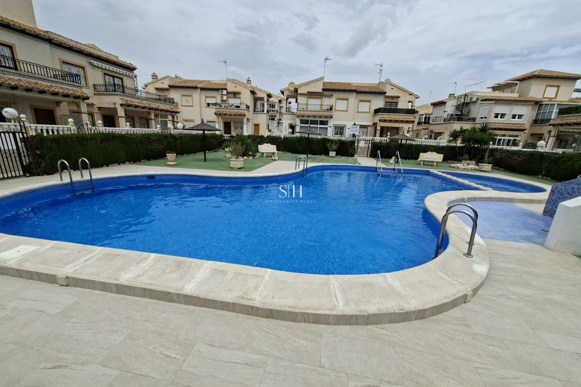 Herverkoop - Bungalow - Orihuela Costa - Punta Prima