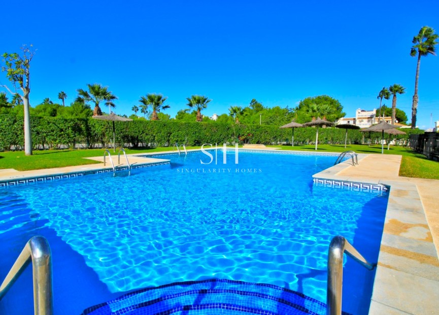 Herverkoop - Bungalow - Orihuela Costa - Villamartin