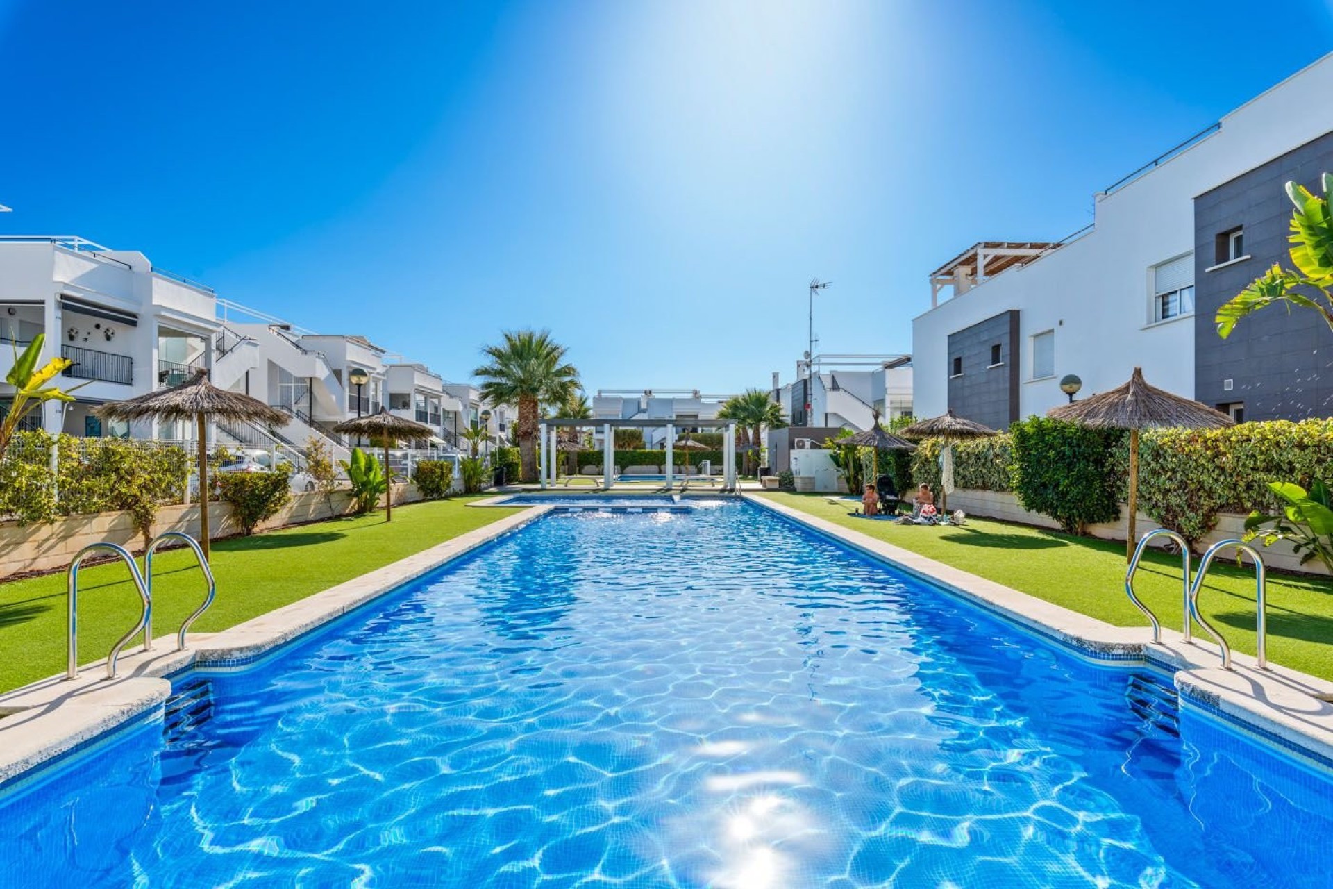 Herverkoop - Bungalow - Torrevieja - Aguas Nueva