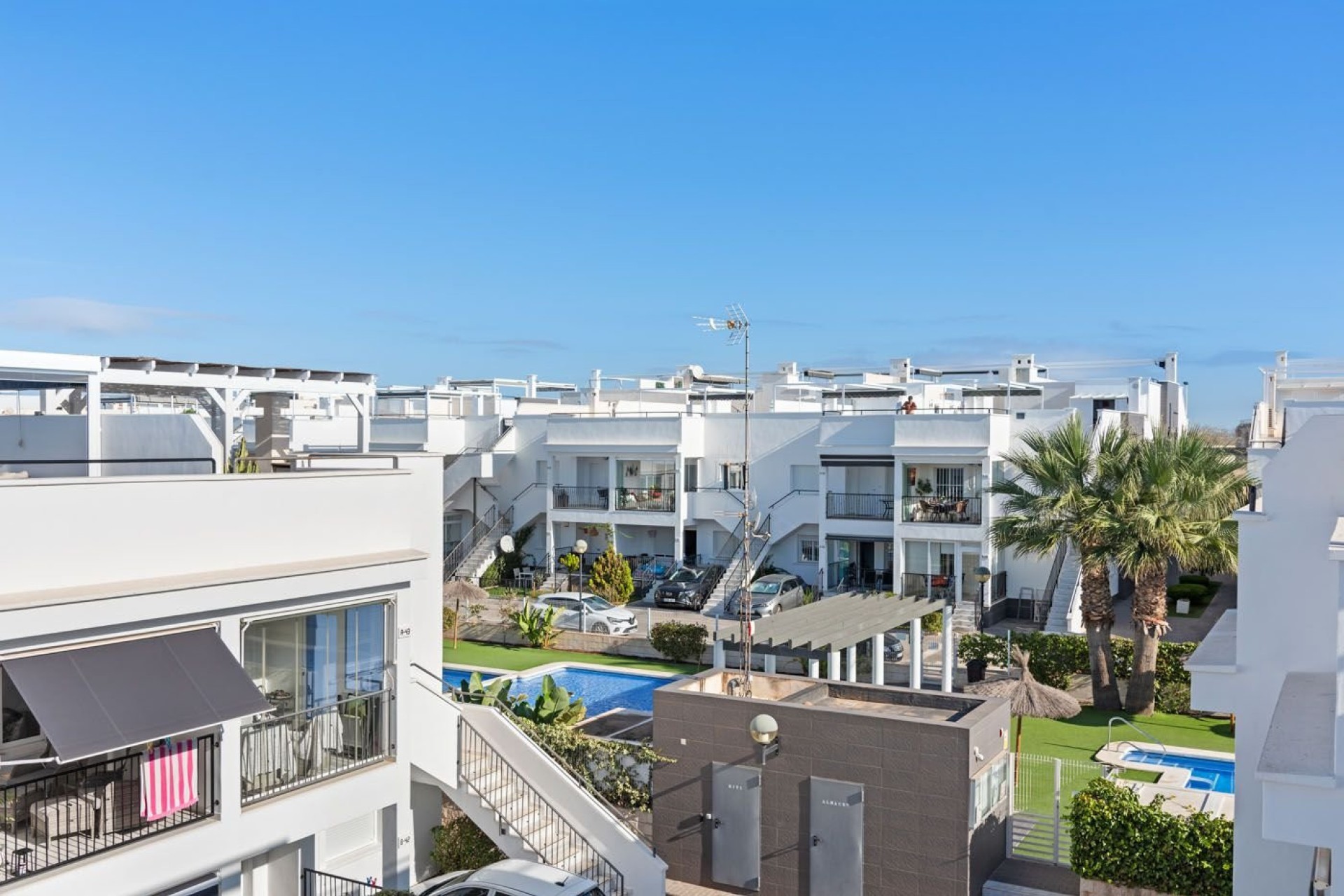 Herverkoop - Bungalow - Torrevieja - Aguas Nueva