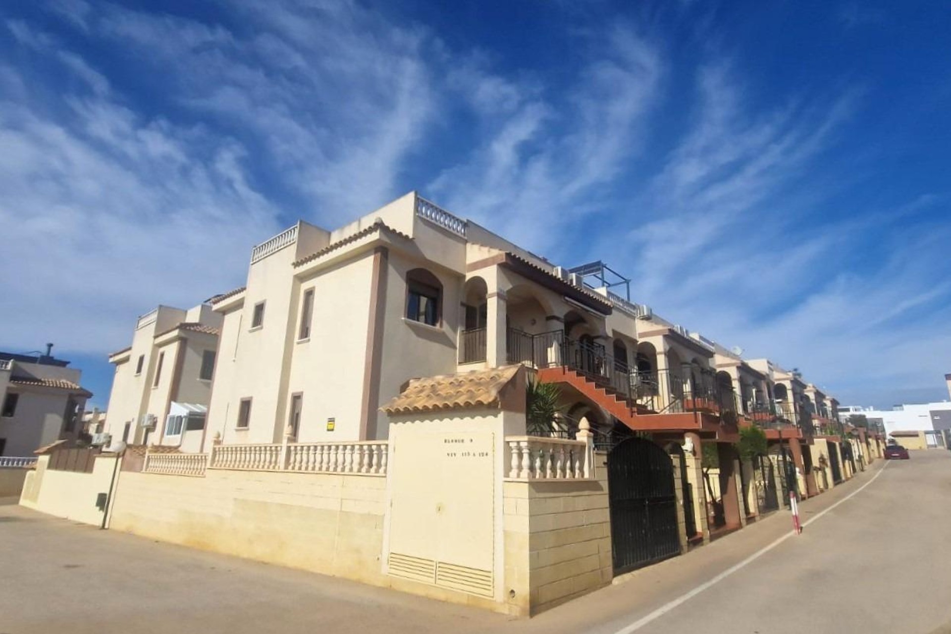 Herverkoop - Bungalow - Torrevieja - Aguas nuevas 1