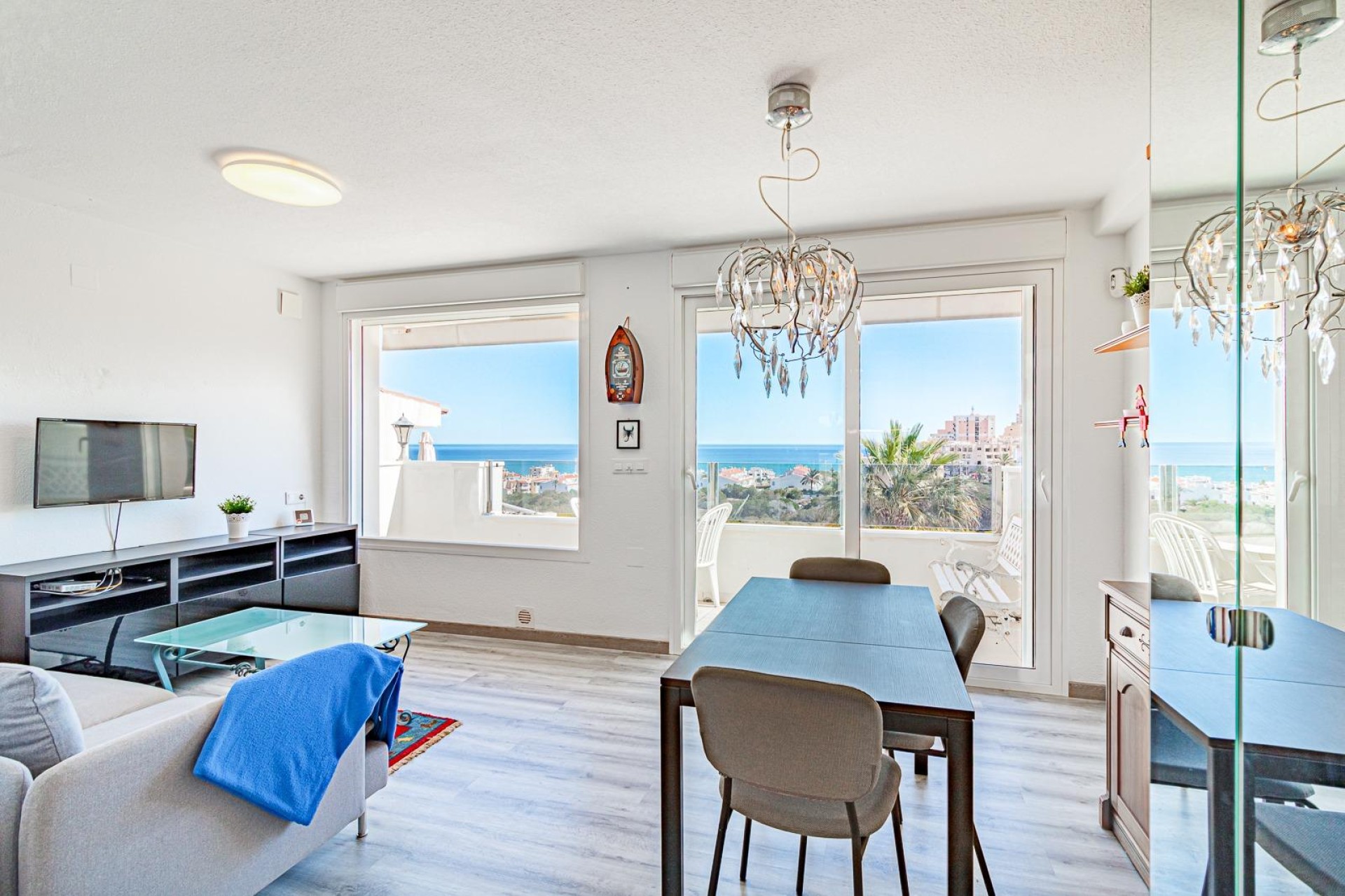 Herverkoop - Bungalow - Torrevieja - Aguas nuevas 1