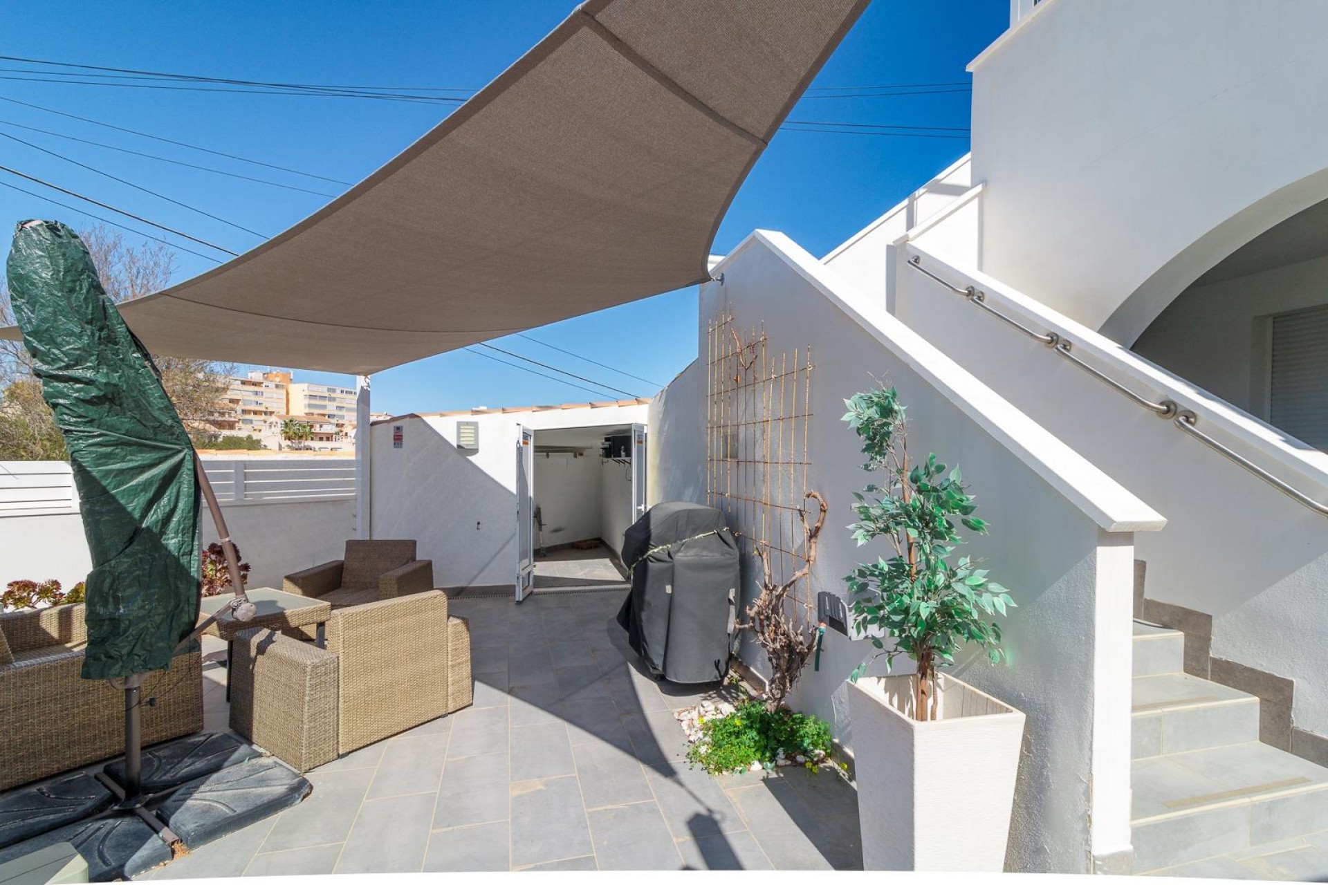 Herverkoop - Bungalow - Torrevieja - Aguas nuevas 1