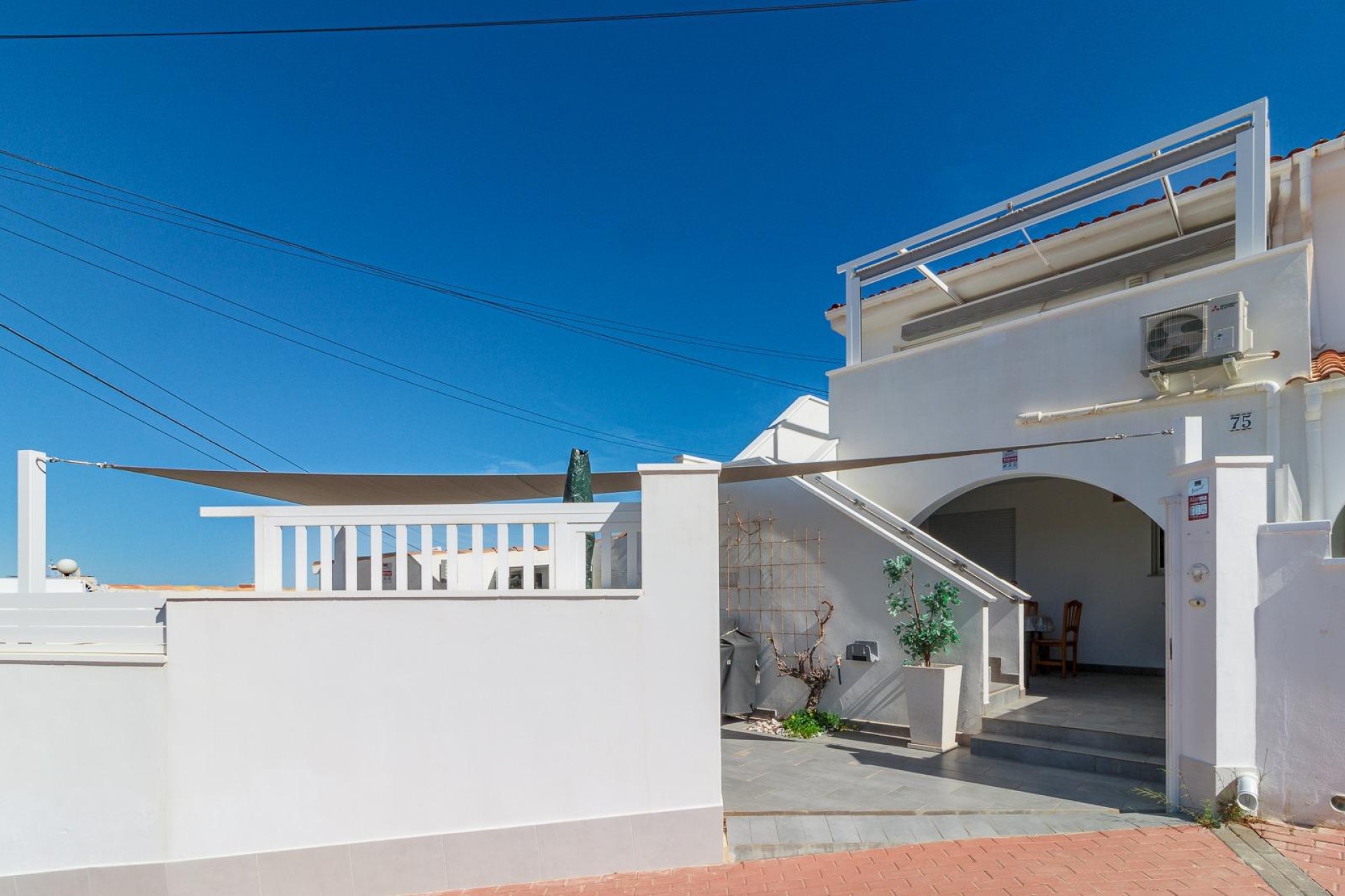 Herverkoop - Bungalow - Torrevieja - Aguas nuevas 1