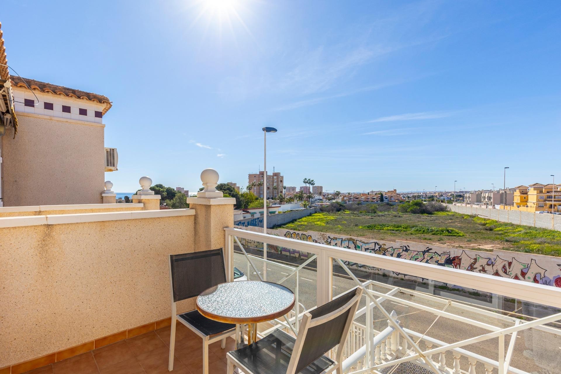 Herverkoop - Bungalow - Torrevieja - Aguas Nuevas 2