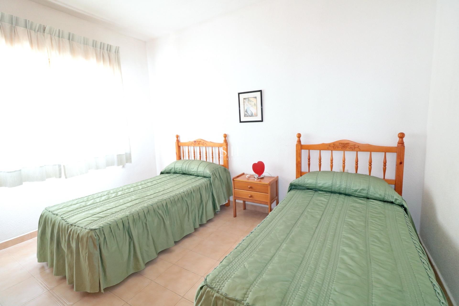 Herverkoop - Bungalow - Torrevieja - El Acequión - Los Náufragos