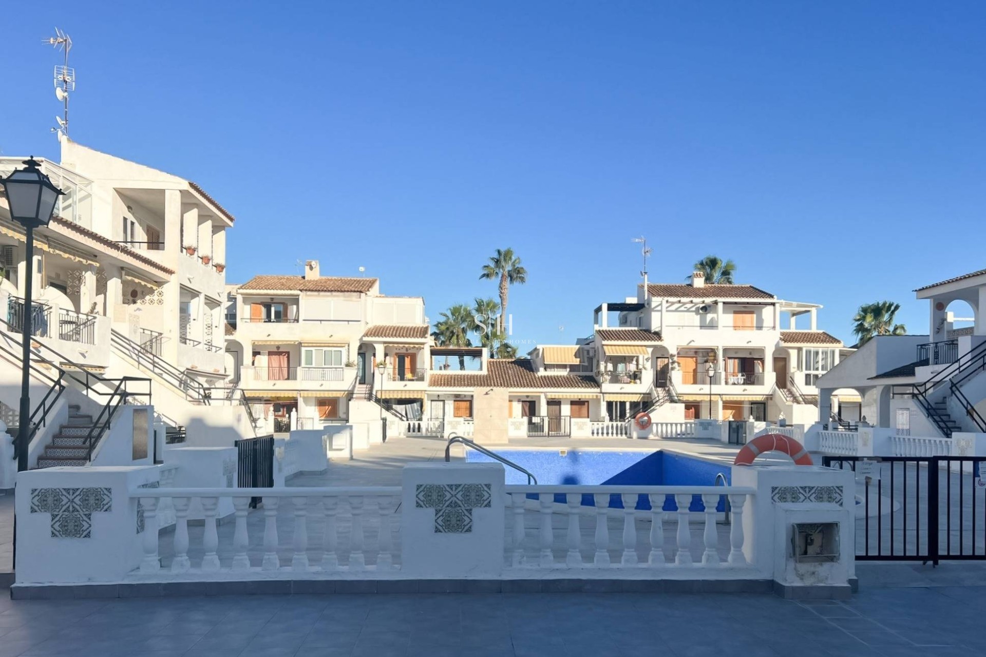 Herverkoop - Bungalow - Torrevieja - Los Frutales