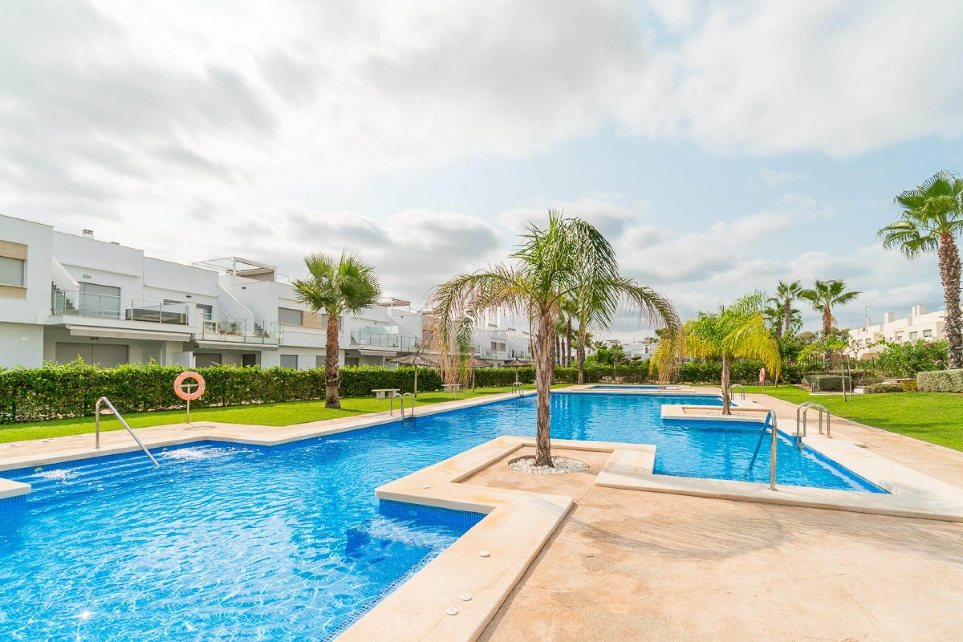 Herverkoop - Bungalow - Vista Bella Golf Resort - Inland
