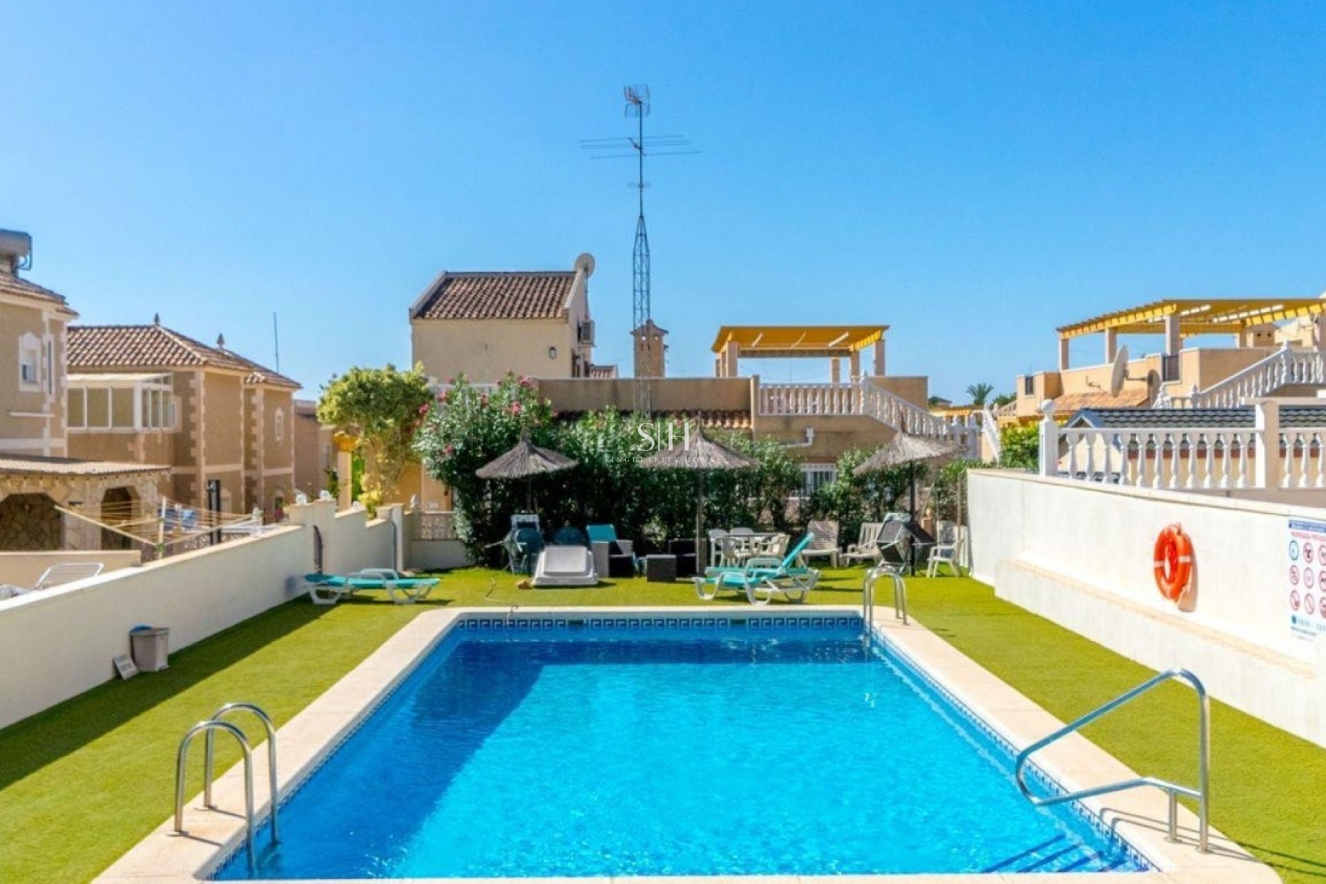 Herverkoop - Detached Villa - Orihuela Costa - Villamartín
