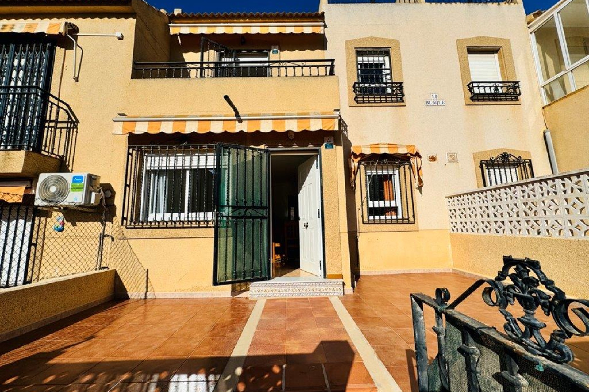 Herverkoop - duplex - Torrevieja - Costa Blanca