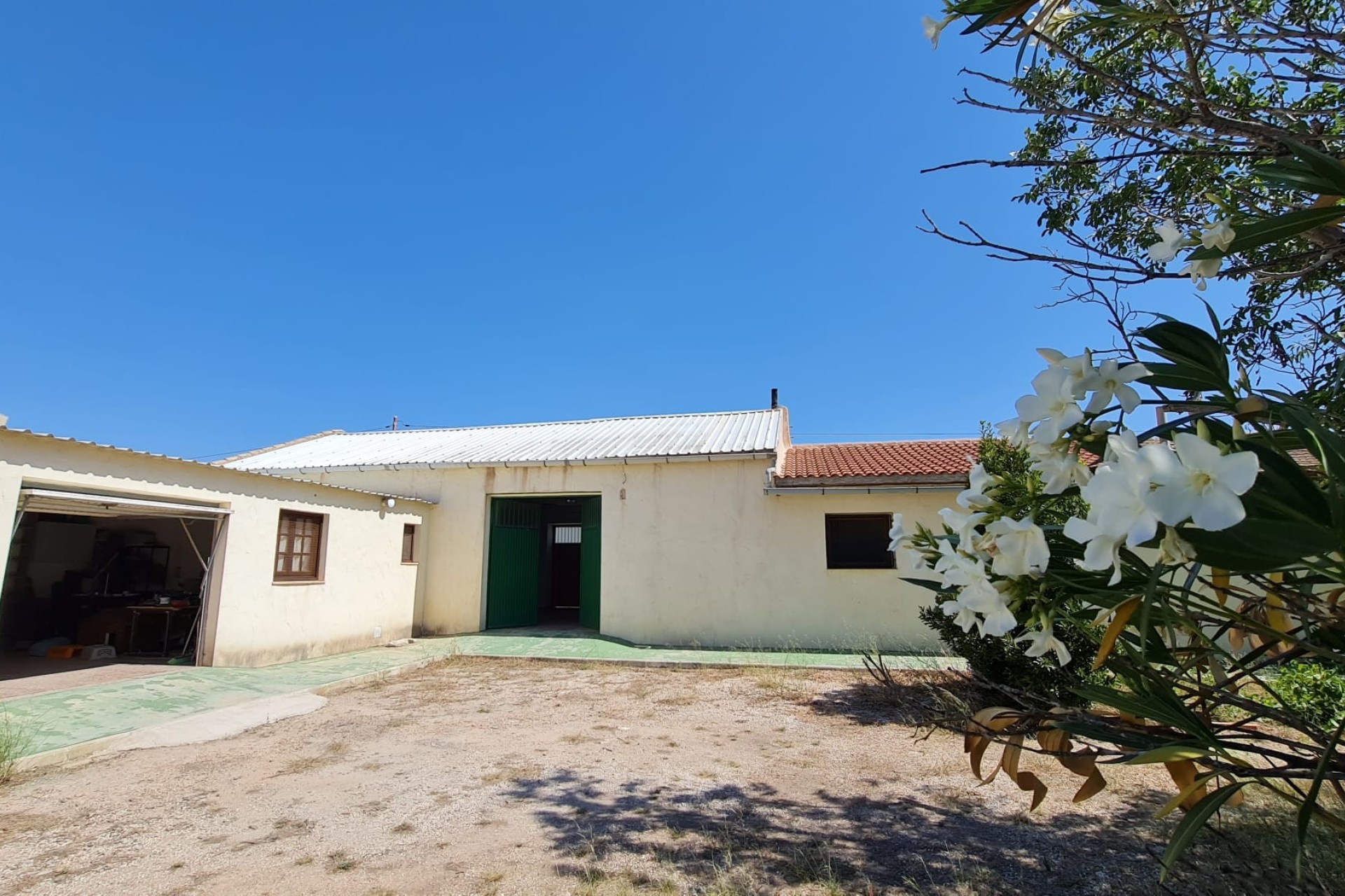 Herverkoop - Finca - Pinoso - Inland