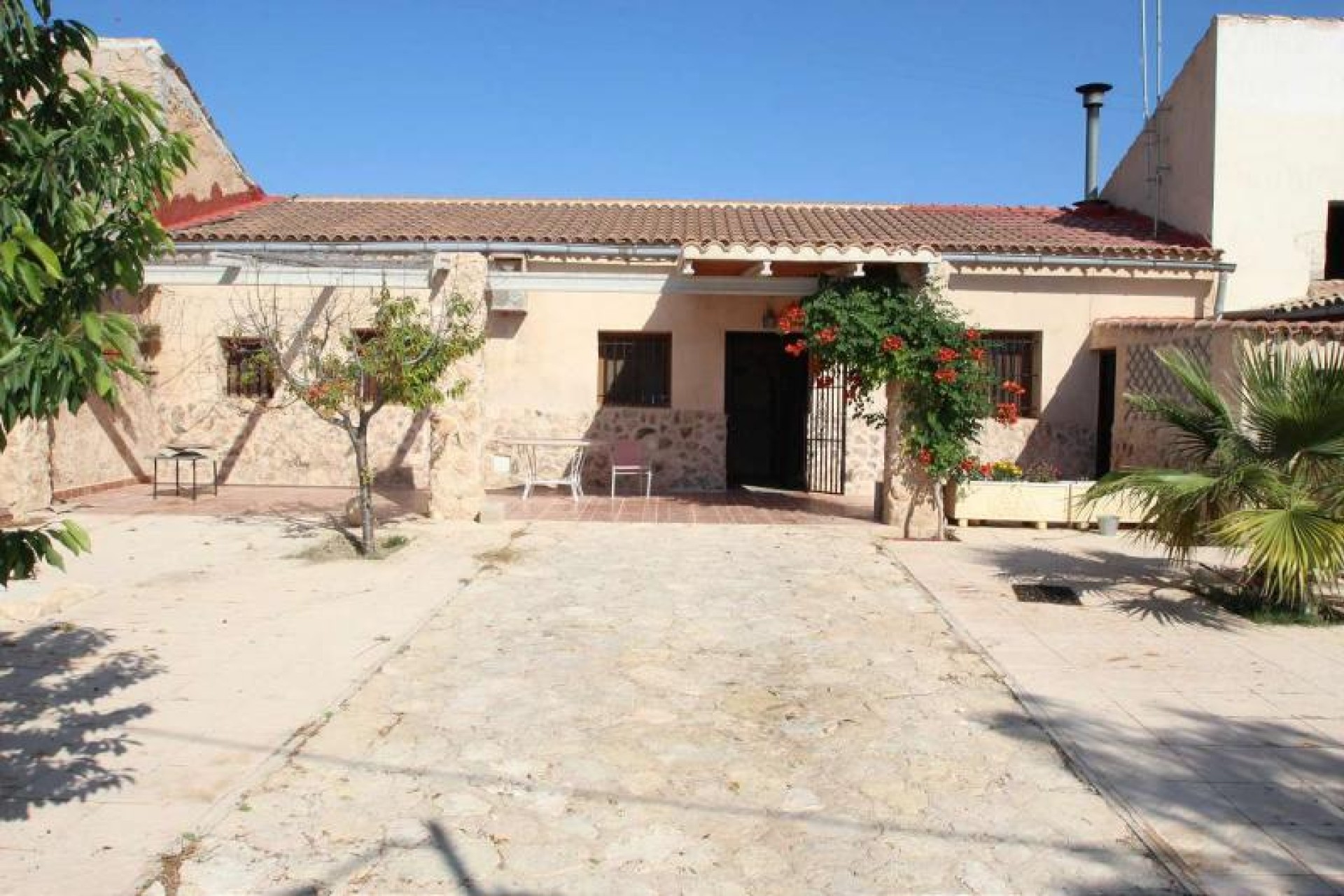 Herverkoop - Finca - Pinoso - Inland