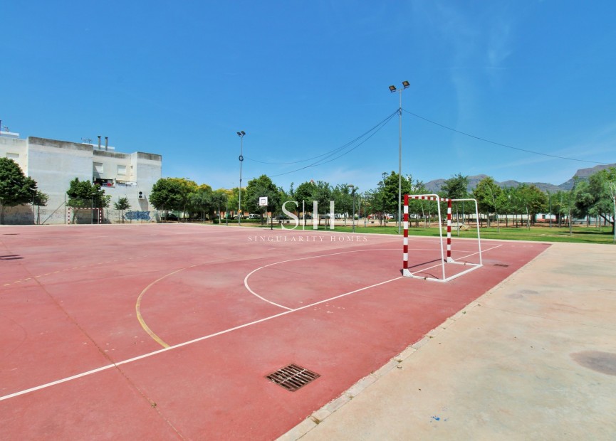 Herverkoop - Huis - Los Desamparados