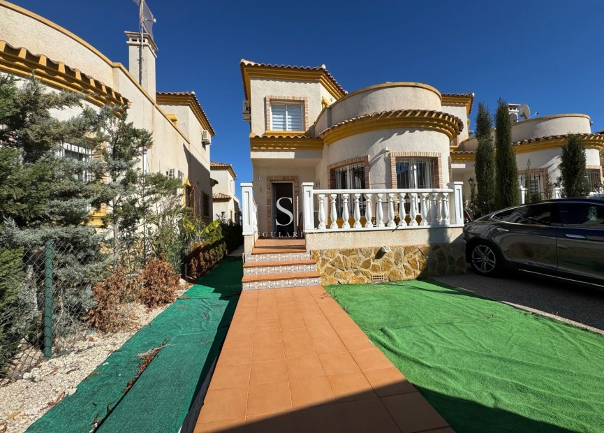 Herverkoop - Huis - Los Montesinos - Los Montesinos - Urb. La Herrada