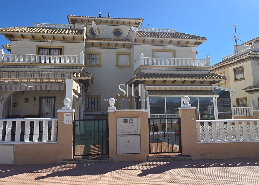 Herverkoop - Huis - Orihuela Costa - Costa Blanca
