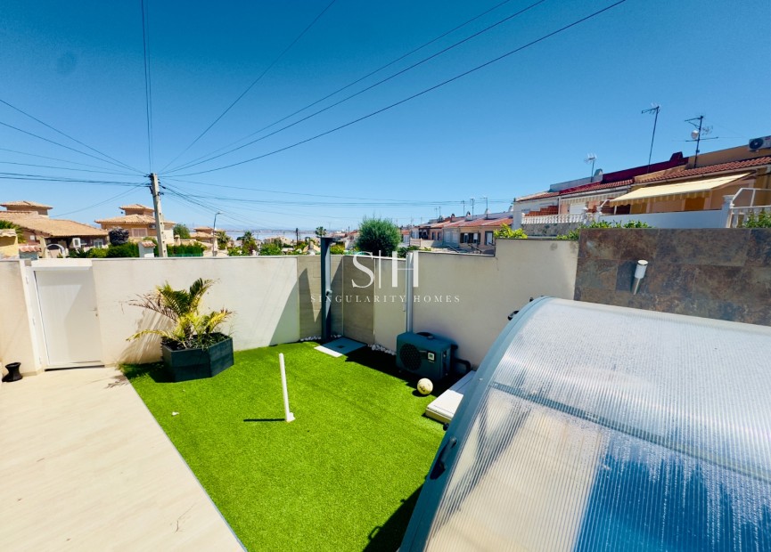 Herverkoop - Huis - Torrevieja - Los balcones