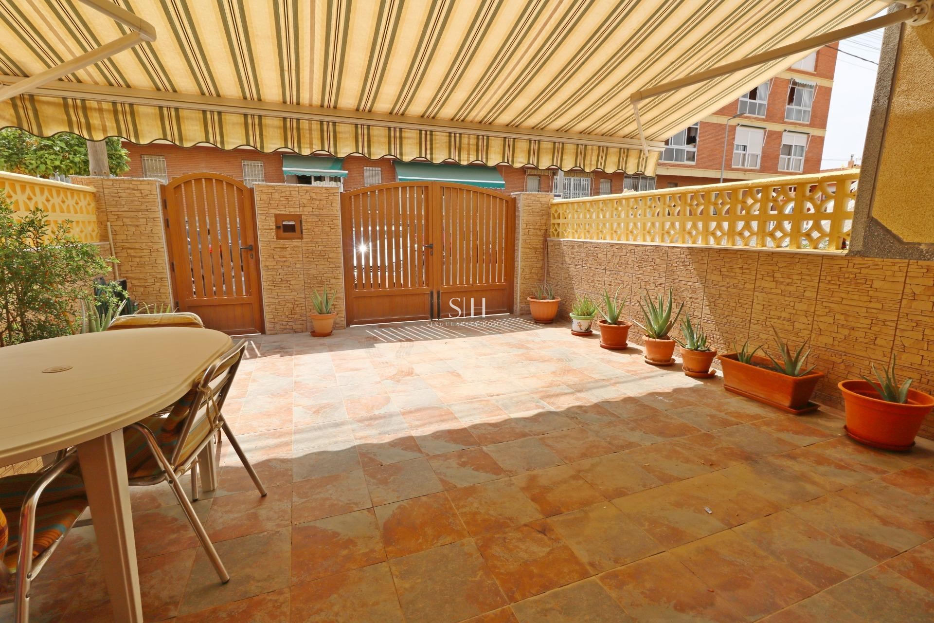 Herverkoop - Huis - Torrevieja - Playa De Los Naufragos