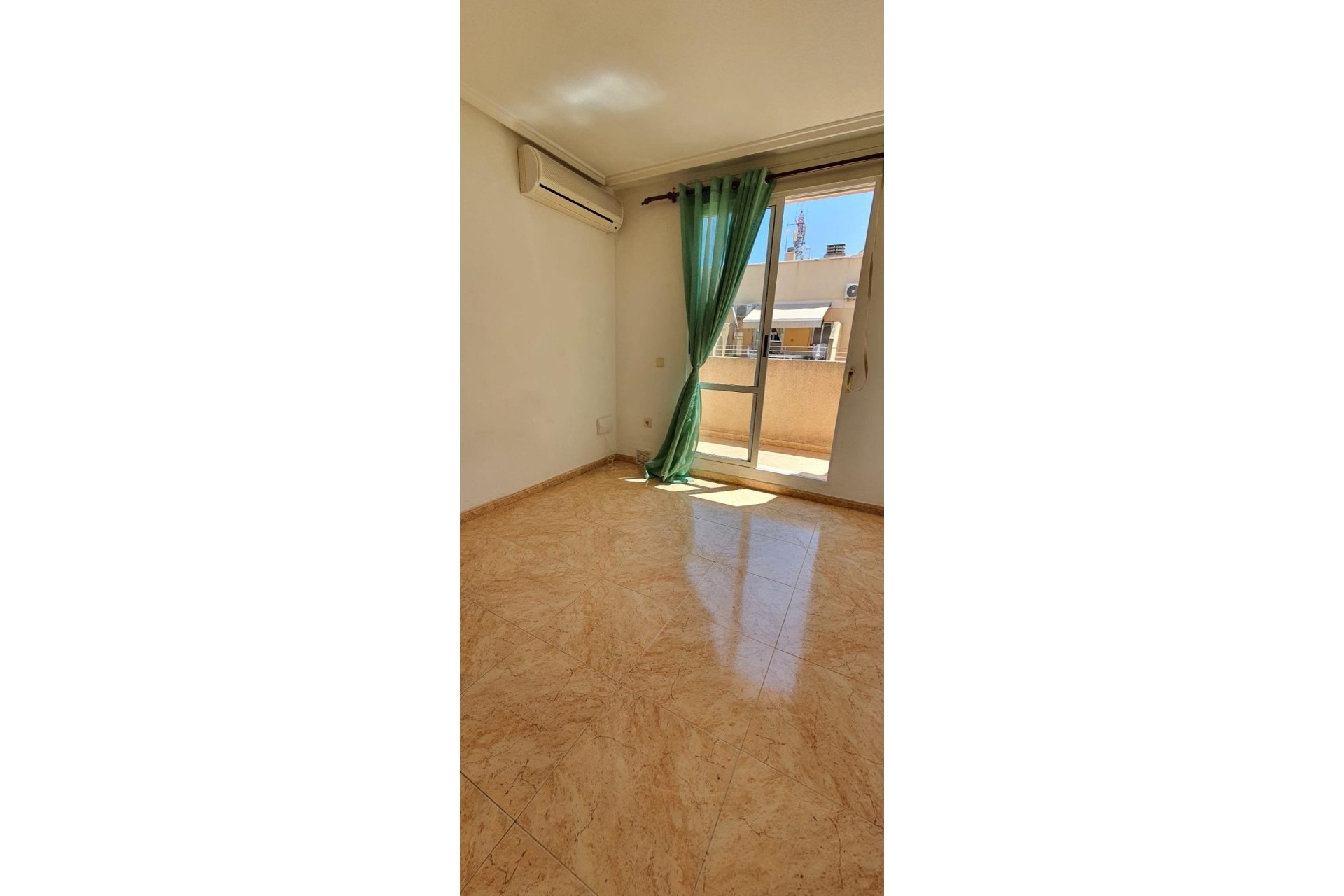 Herverkoop - Penthouse - Torrevieja - Centro