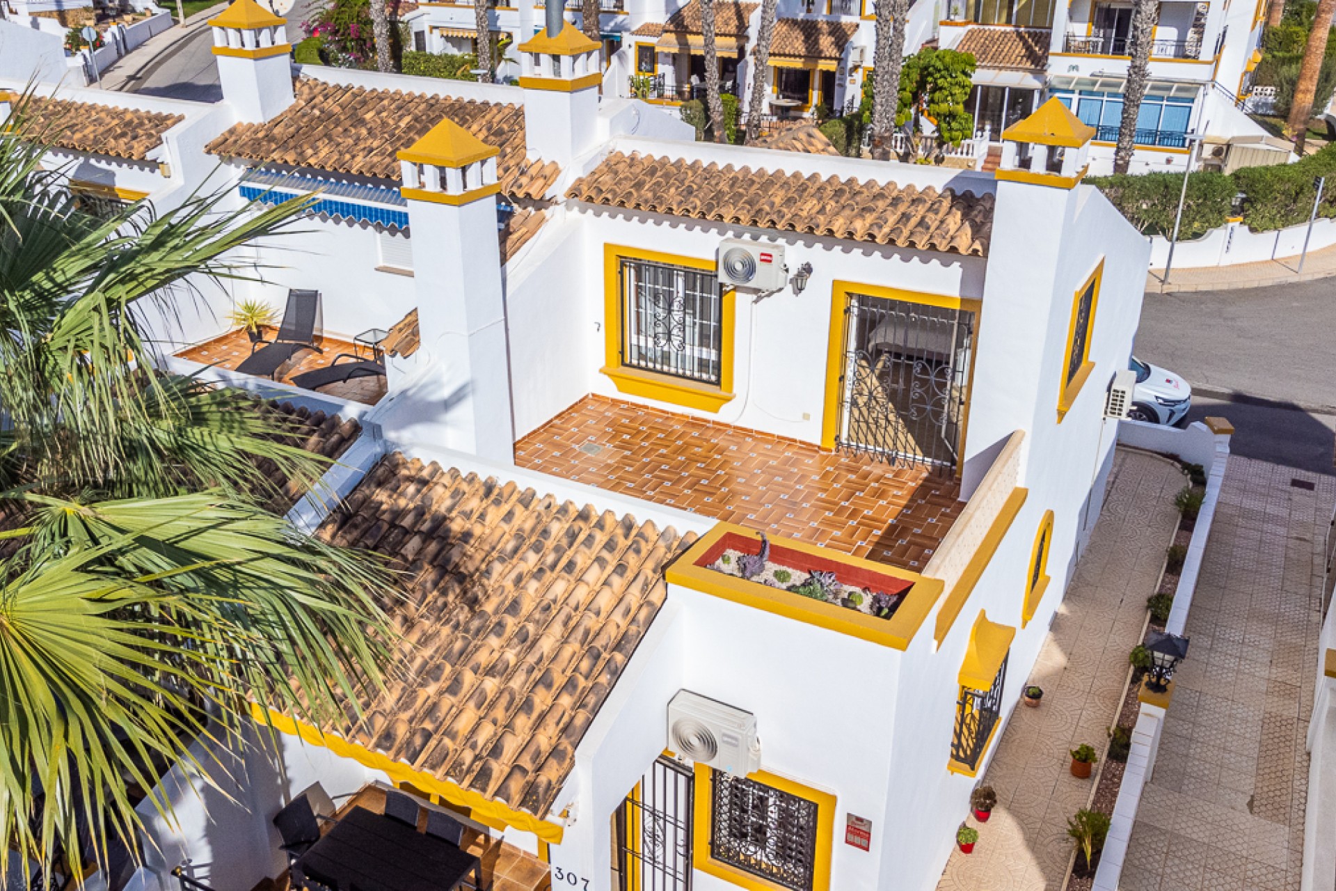 Herverkoop - Semi Detached - Orihuela Costa - Costa Blanca