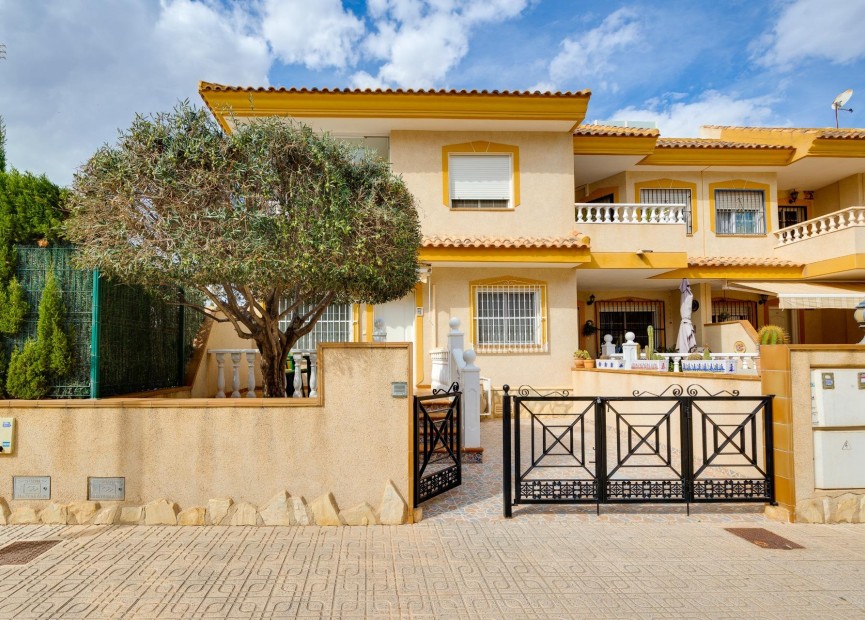 Herverkoop - Semi Detached - Orihuela Costa - Villamartín