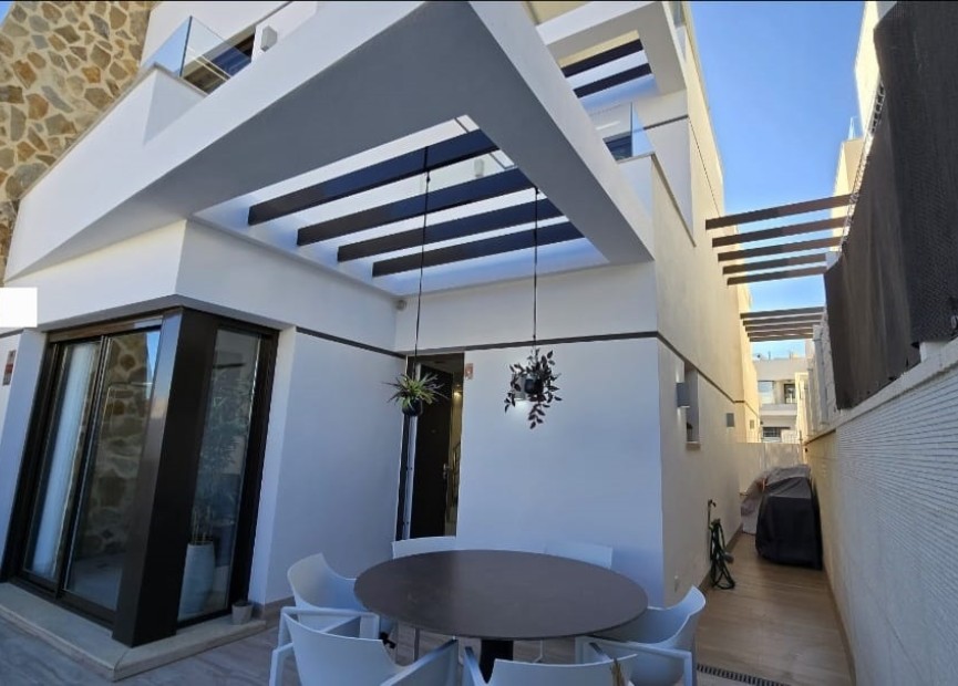 Herverkoop - Semi Detached - Villamartin - Costa Blanca