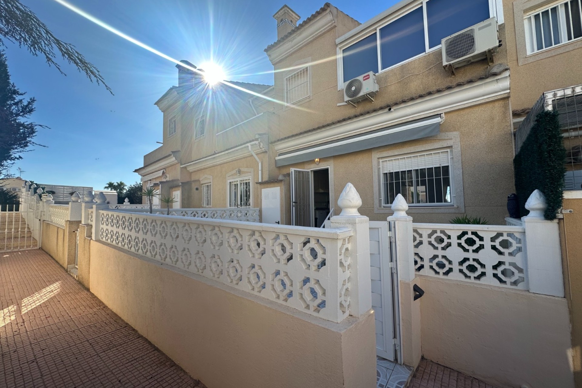 Herverkoop - Town House - Ciudad quesada - Costa Blanca