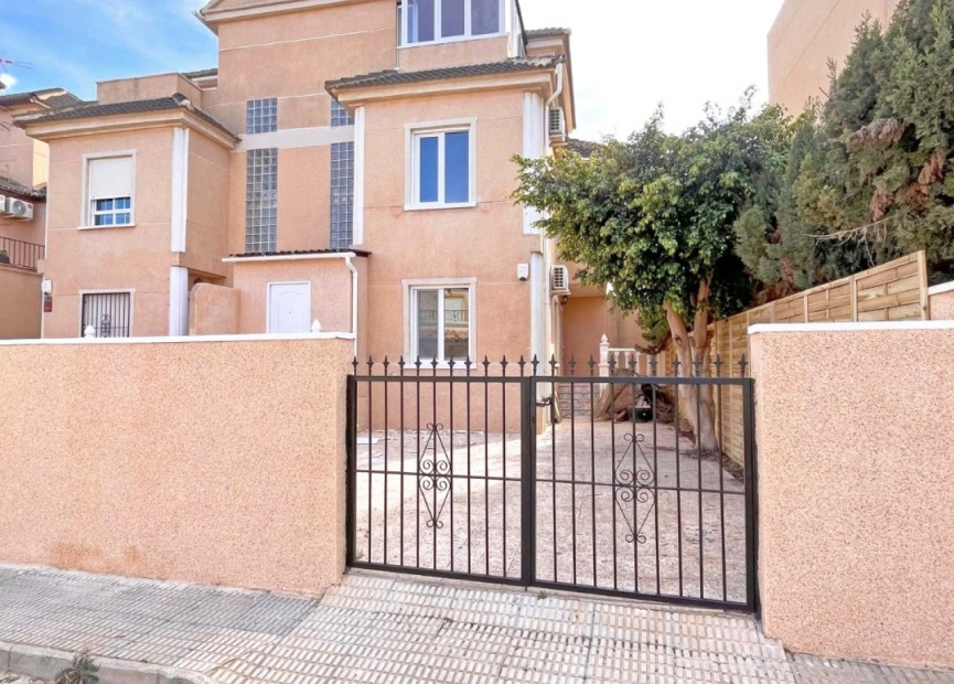 Herverkoop - Town House - Orihuela Costa - Costa Blanca