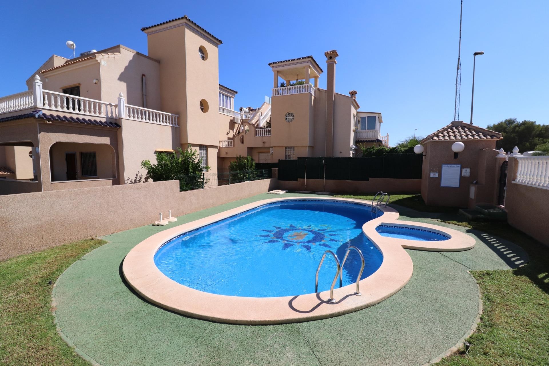 Herverkoop - Town House - Orihuela Costa - Costa Blanca