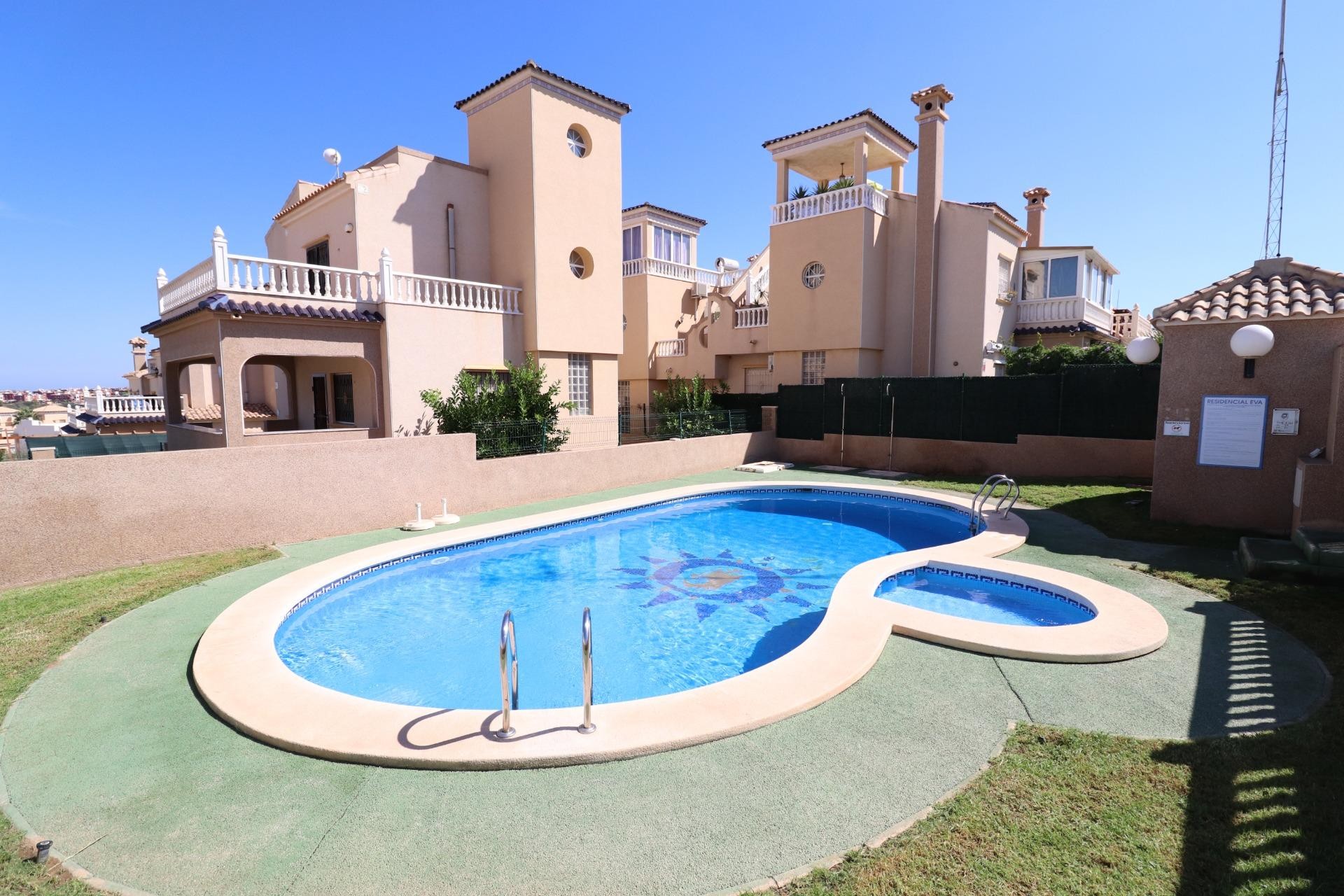 Herverkoop - Town House - Orihuela Costa - Costa Blanca