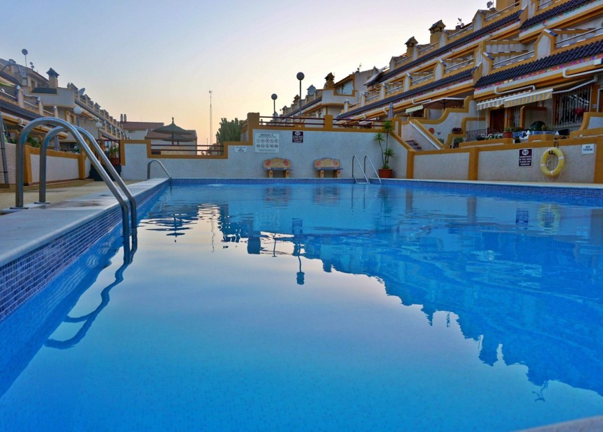 Herverkoop - Town House - Playa Flamenca - Costa Blanca