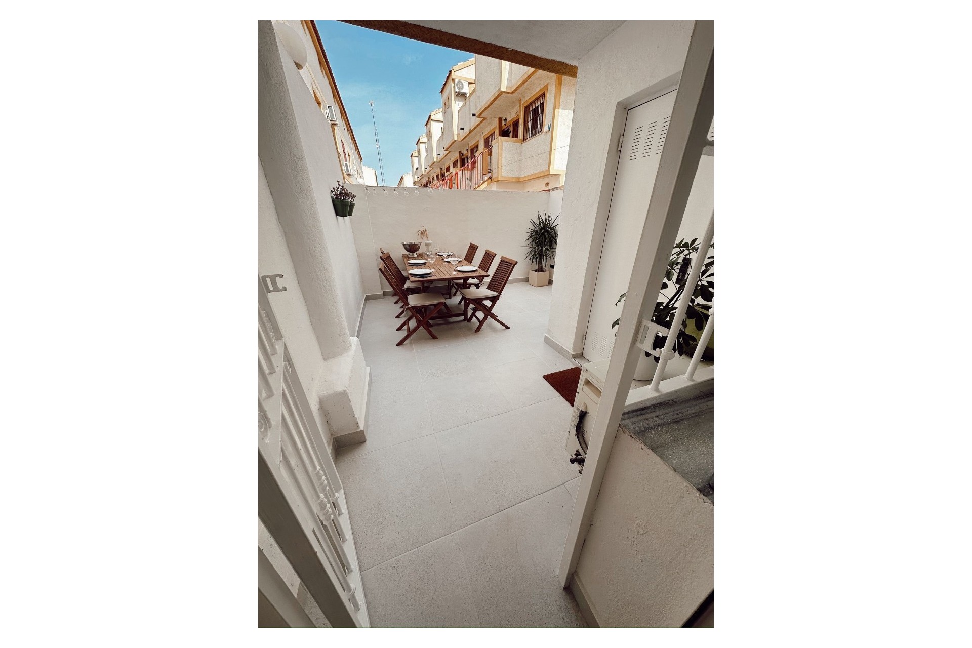 Herverkoop - Town House - Playa Flamenca - Costa Blanca