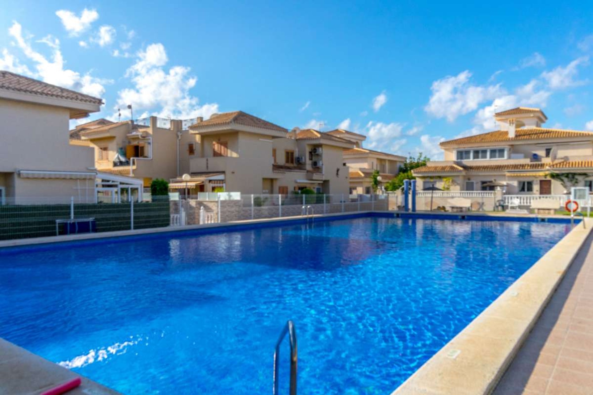 Herverkoop - Town House - Playa Flamenca - Costa Blanca