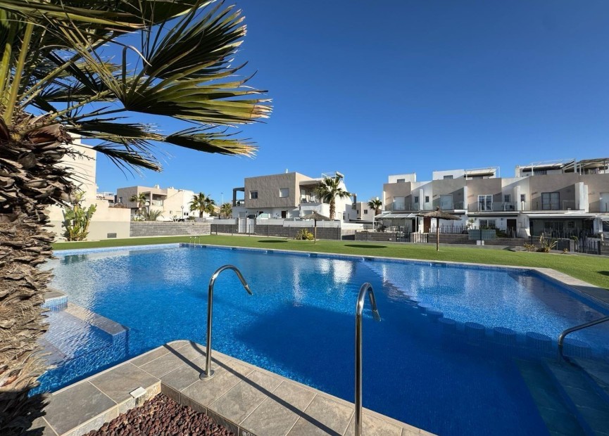 Herverkoop - Town House - Torrevieja - aguas nuevas